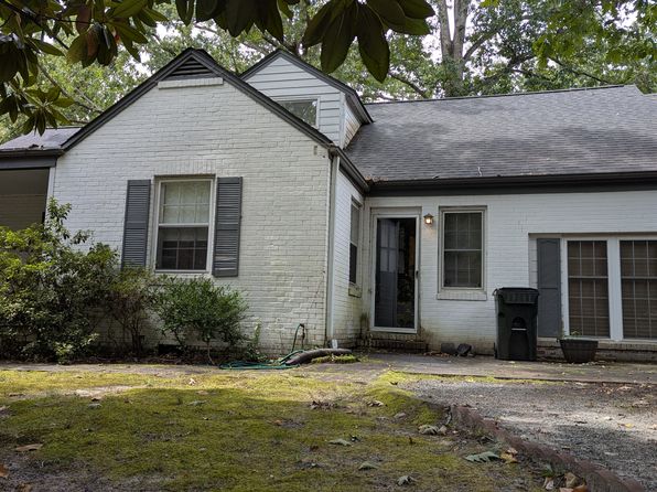 7 Oakwood Dr
