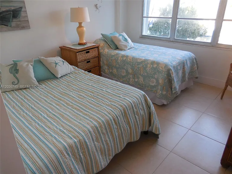 5151 Collins Ave #519 — Photo 23