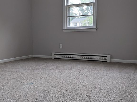 5th image of 53 Fernwood Ave