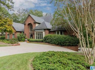 2120 Southwinds Cir, Birmingham, AL 35244