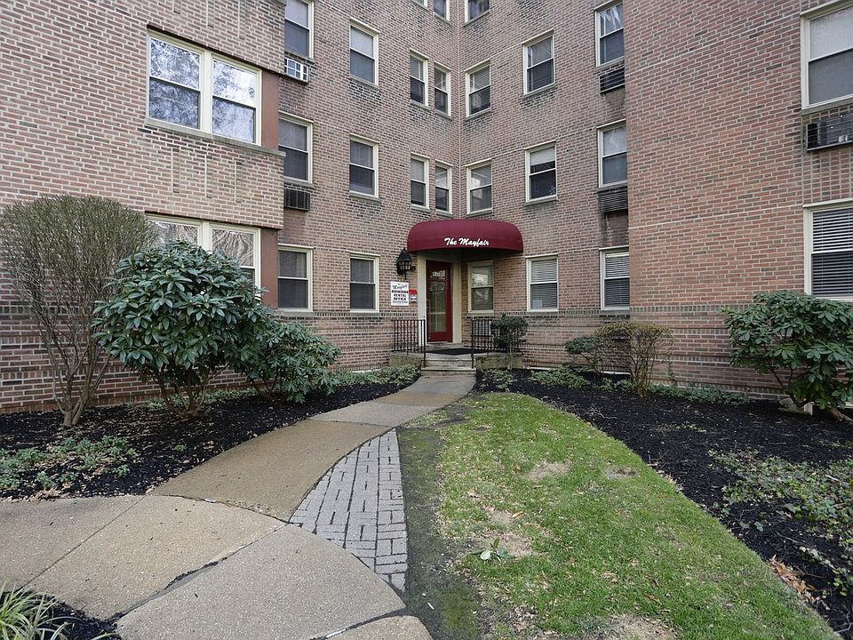 1st image of 1300 N Harrison St APT B-605