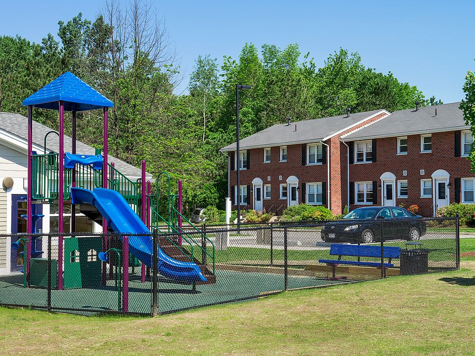 The Fairways Apartment Rentals Worcester, MA Zillow