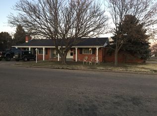 1000 Oak Ave, Panhandle, TX 79068