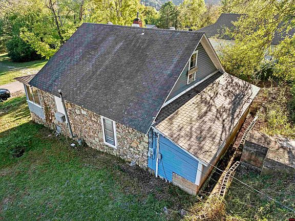 3rd image of 513 McLean Ave