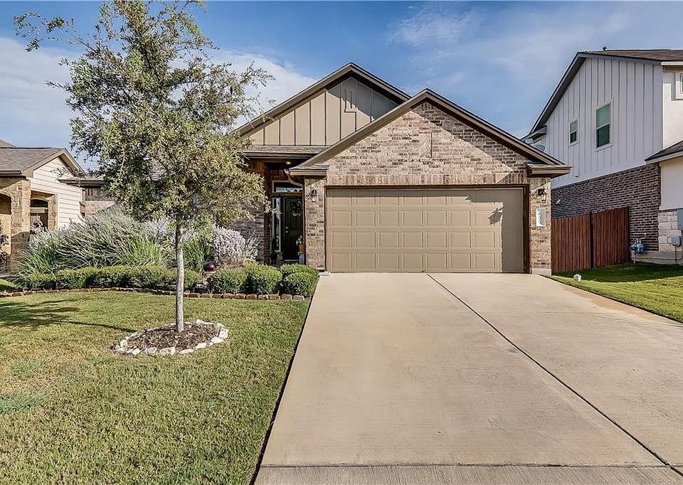 1st image of 633 Cinnamon Teal Ln