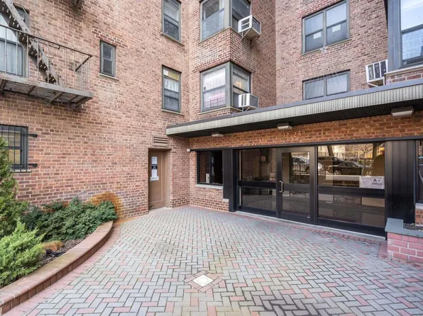 32-22 91 St #204, East Elmhurst, NY 11369
