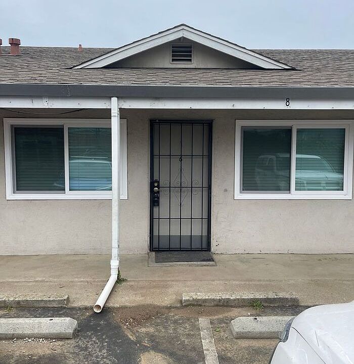 1st image of 455 W Sunset Blvd APT 6