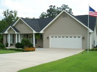 206 Star View Dr, Seneca, SC 29672