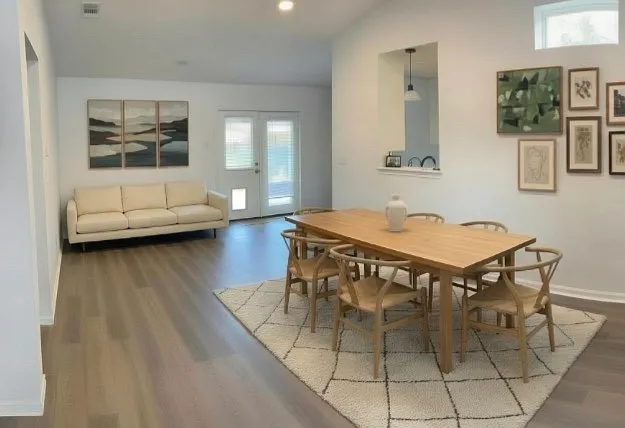 3 bed, 1138 sqft, $2,300 — Photo 4