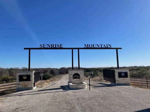 119 Mesa Vista Dr, Stephenville, TX 76401