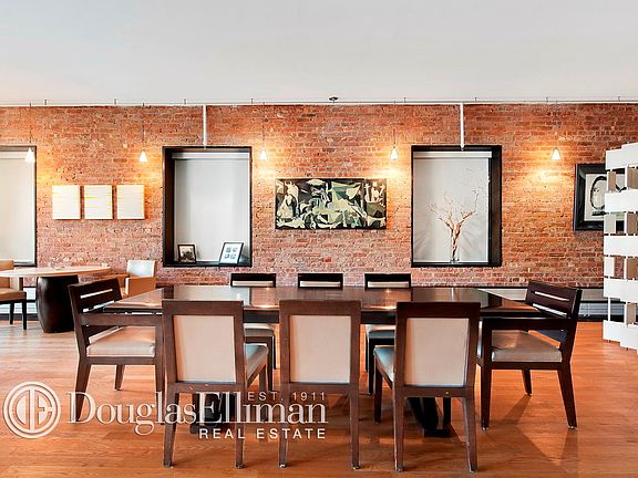3rd image of 50 Bond St APT 7