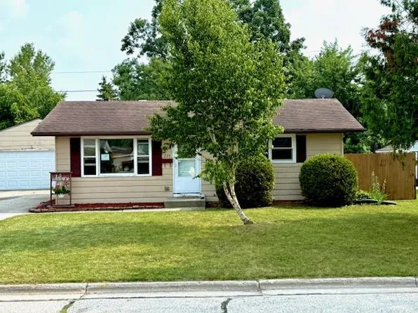 229 Shelly DRIVE, Sheboygan Falls, WI 53085