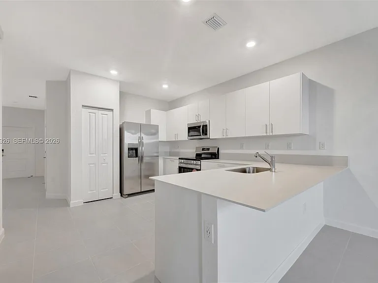 2556 SE 27th Ct #2556 — Photo 15