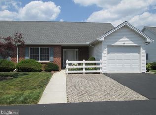11 Clifton Ter, Carlisle, PA 17015