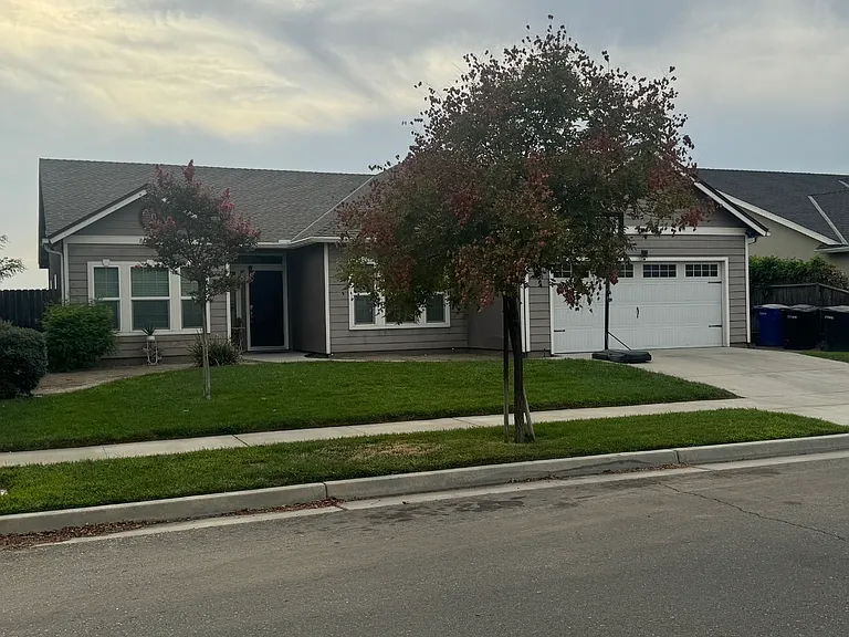1274 N Cerritos Ave — Photo 1