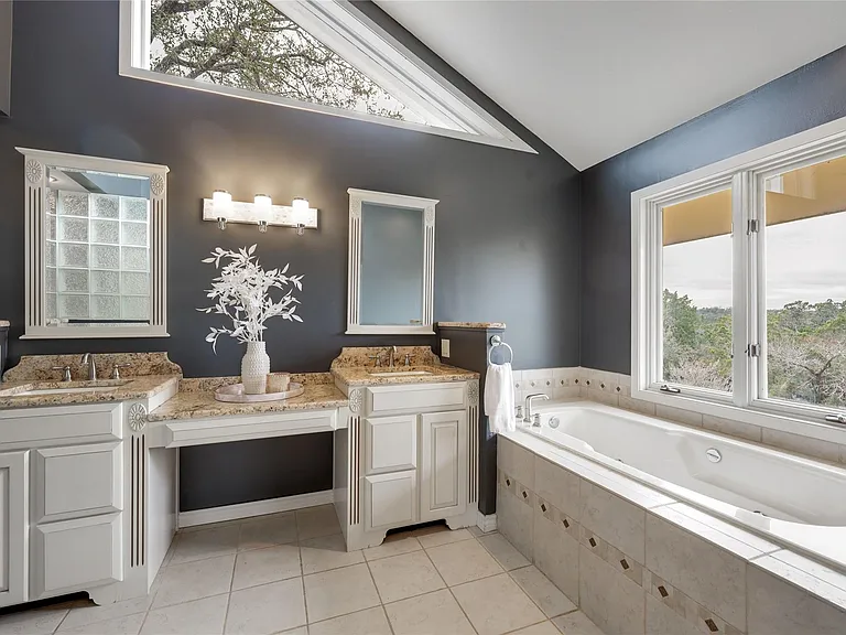 18205 Ridge Rd — Photo 17