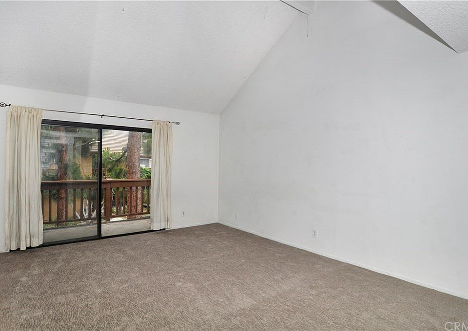 1st image of 401 Orange Blossom #126