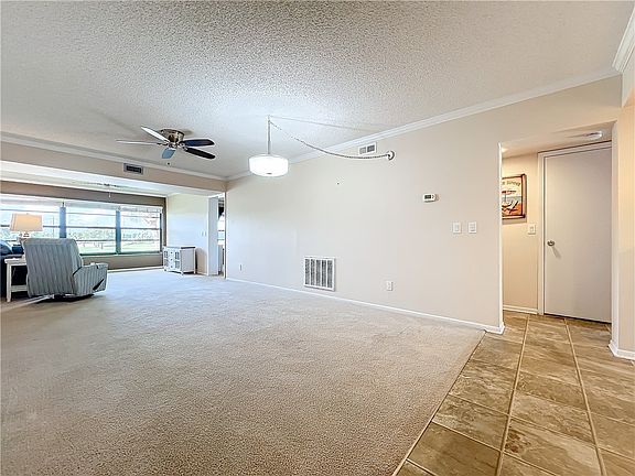 4th image of 46 Plantation Dr APT 203
