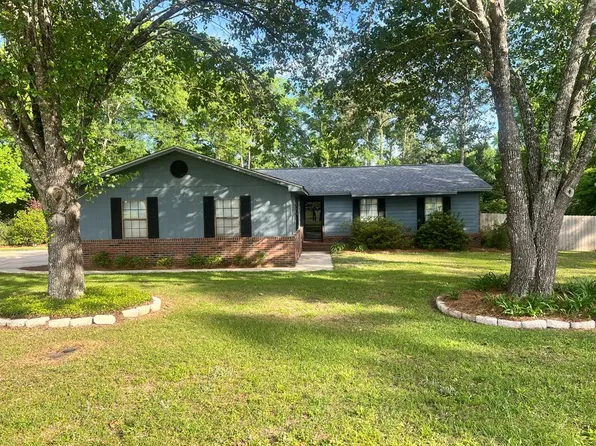 1103 Clearmont Dr, Dothan, AL 36301