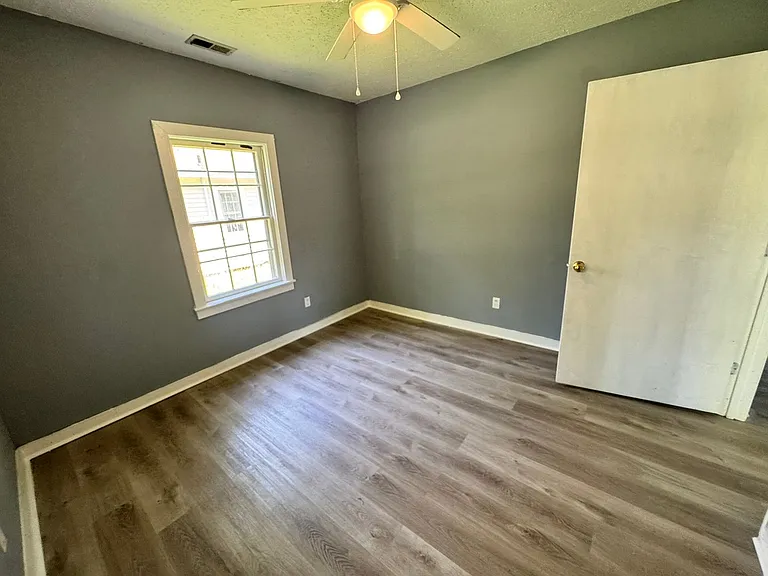 215 Triangle Pl — Photo 6