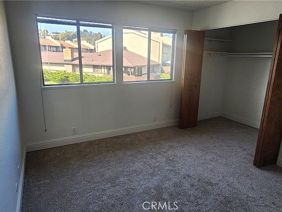 5th image of 1057 Meadow Way