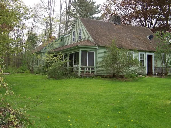 6 Cucumber Hill Rd, Foster, RI 02825