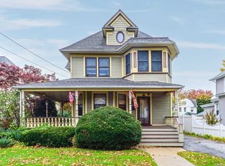 253 Denton Ave, Lynbrook, NY 11563