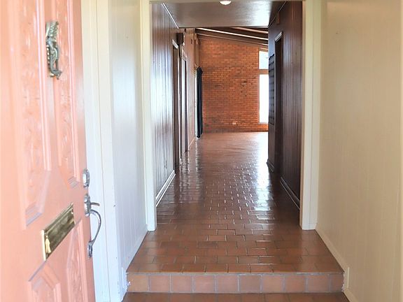 3rd image of 1518 Silas St