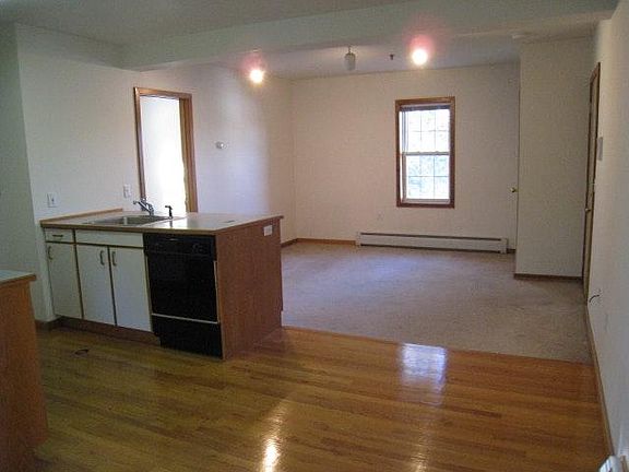 Living - Kitchen