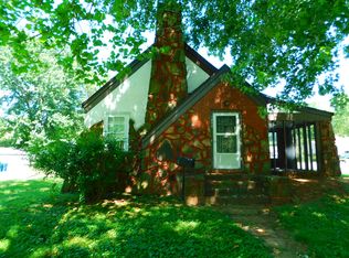 1854 S Fort Ave, Springfield, MO 65807