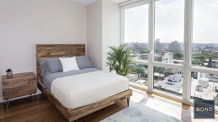 Rented by Bond New York | media 4