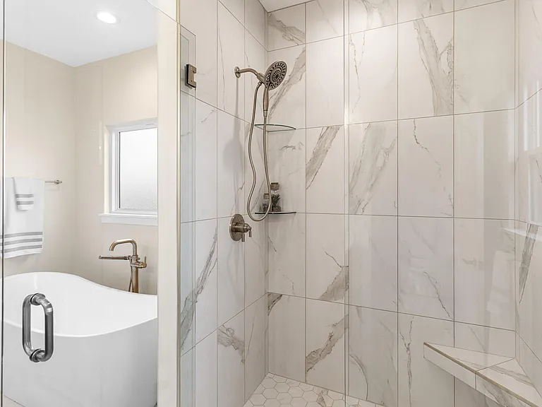2908 Genesis Dr — Photo 31