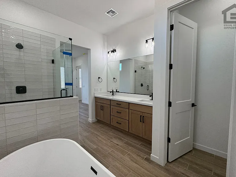 18146 W Morning Vista Ln — Photo 14