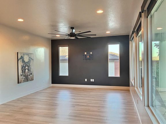 4th image of 3025 E Lavatera Dr