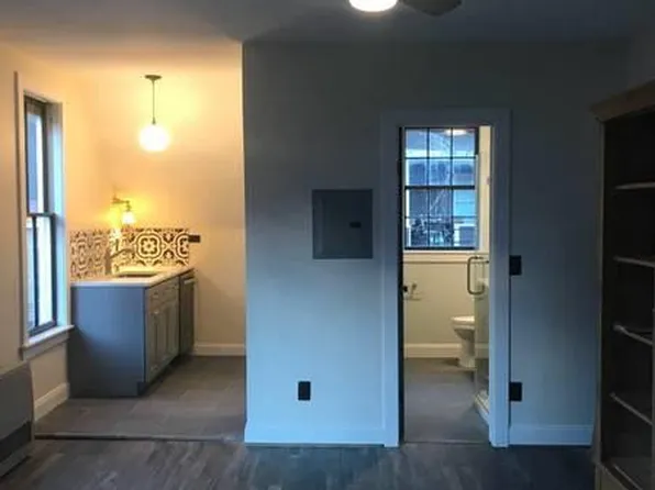 8 Grand Ave #2, Manitou Springs, CO 80829