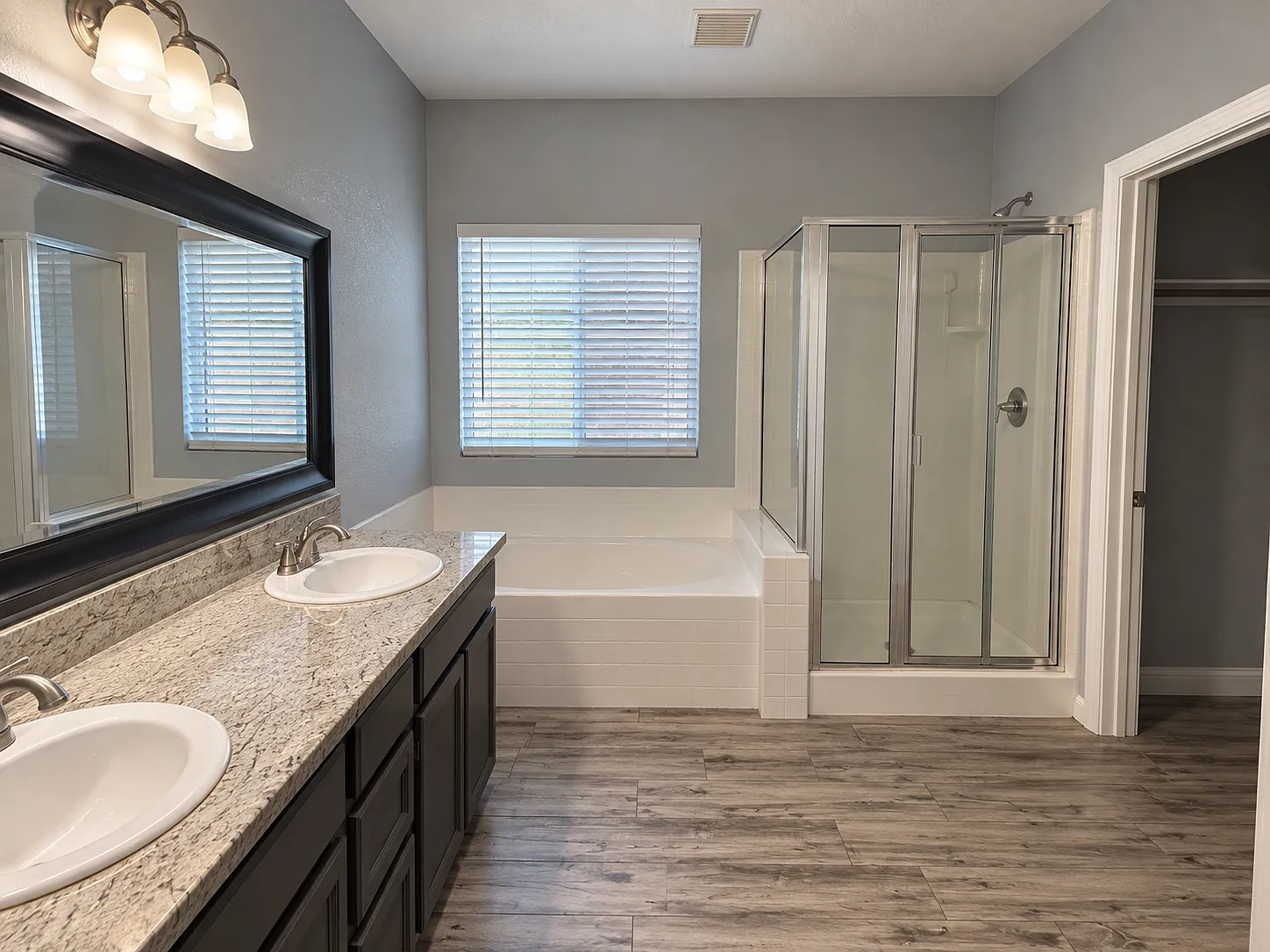4 bed, 1775 sqft, $3,295 — Photo 3