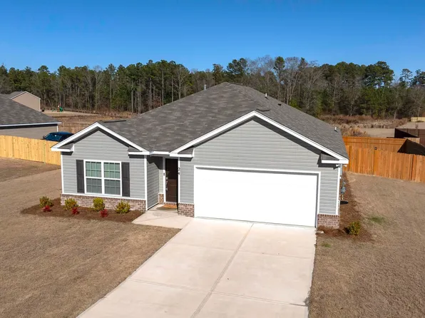 24 Maple Dr, Camden, SC 29020