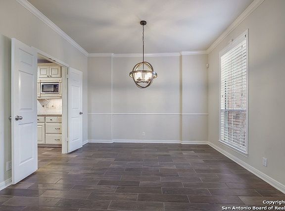 4th image of 2230 Fawnfield Ln