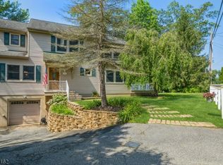 716 Lakeside Ave, Andover, NJ 07821