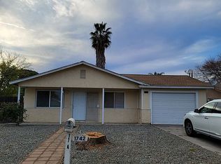 1742 Carol Ave, Dos Palos, CA 93620