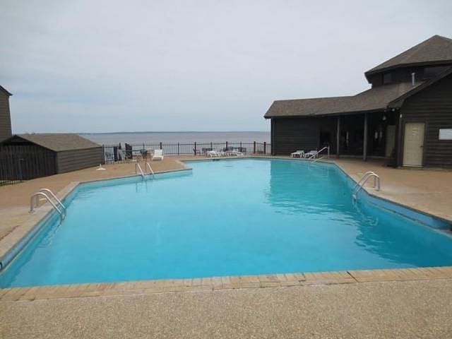 1st image of 39 Lake Barnett Dr