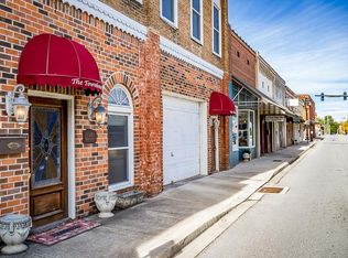 105 N Spring St, McMinnville, TN 37110