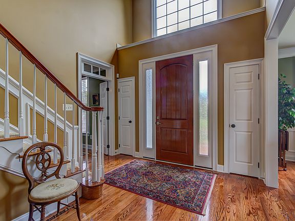 2nd image of 8 Stonewold Way
