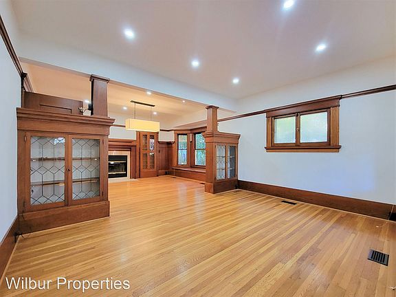 3rd image of 835 Lytton Ave