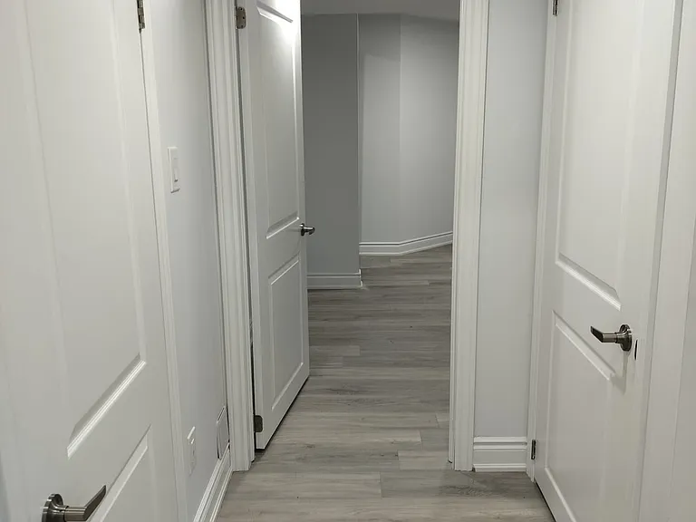 852 McNair Cir #LOWER — Photo 17