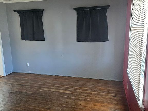 3rd image of 2607 W Dalton Ave