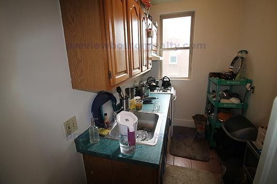 2nd image of 11 Scottfield Rd #L10