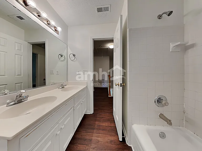 3658 Canopy Oak Ct — Photo 16