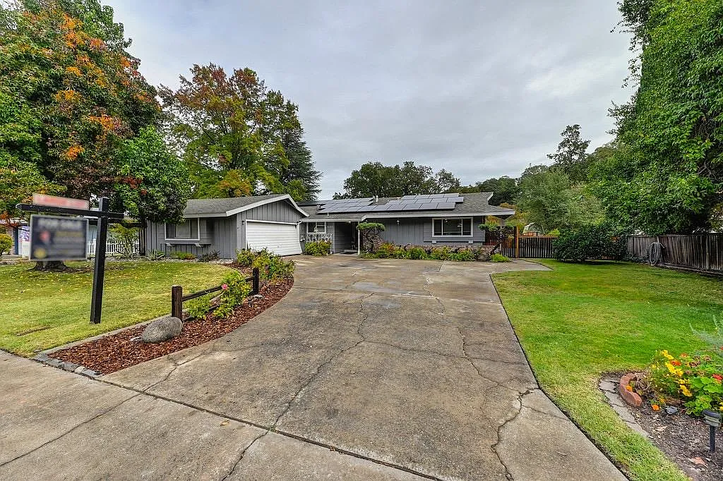 3145 Midas Ave photo 1