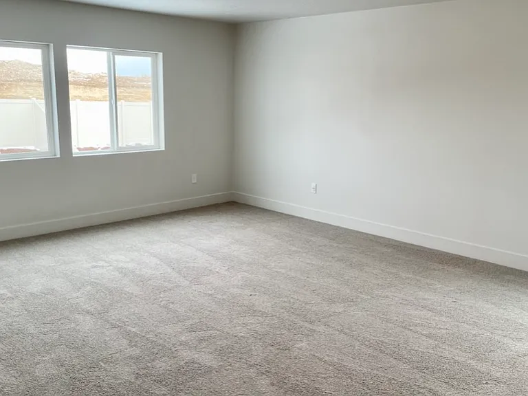 190 E Caldera St — Photo 39